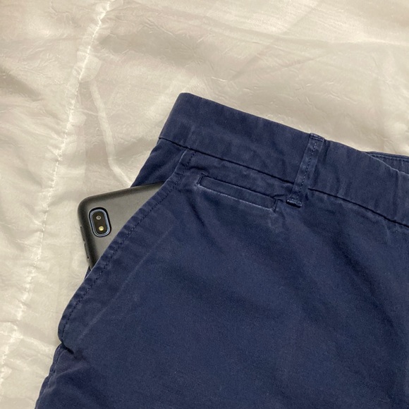 GAP Boyfriend Roll-Up Khaki Shorts Size 16 - Picture 2 of 8